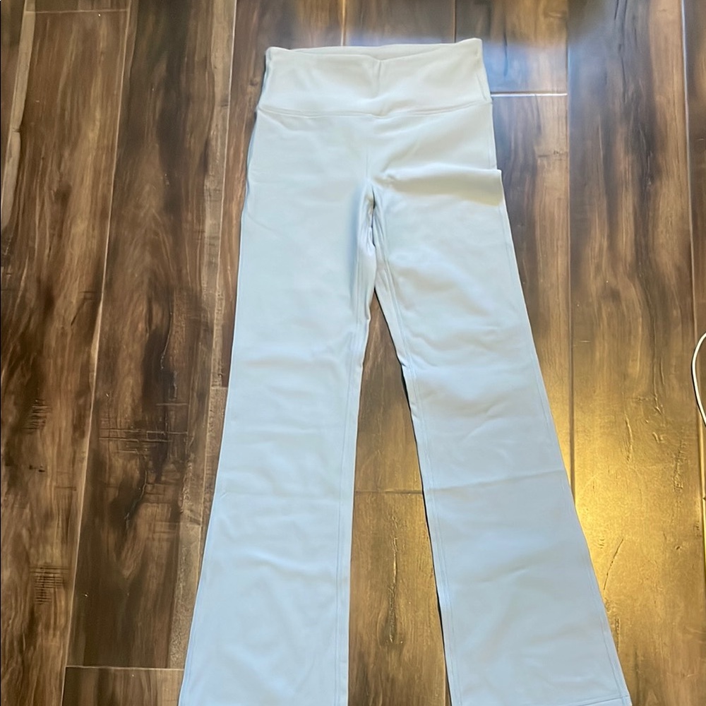 Light blue flared leggings